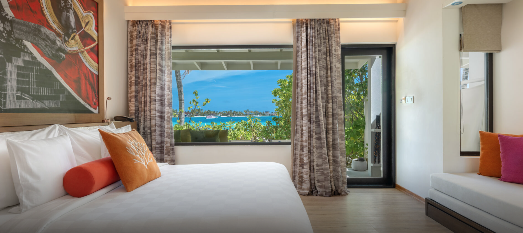 Beach Villas · the long lawn